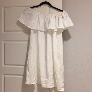 Topshop White off the shoulder dress Size 4 (XS/S)